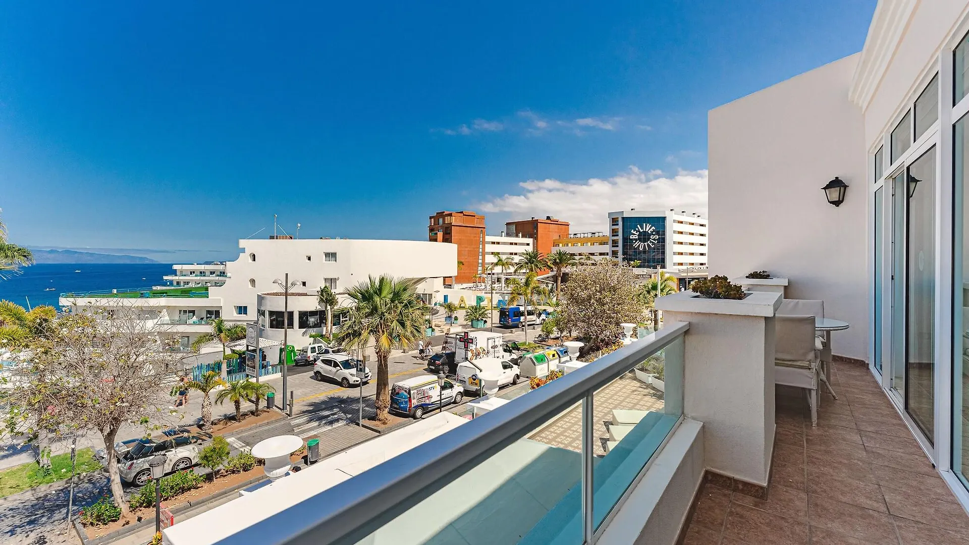 Flamingo Suites Boutique Hotel Адехе